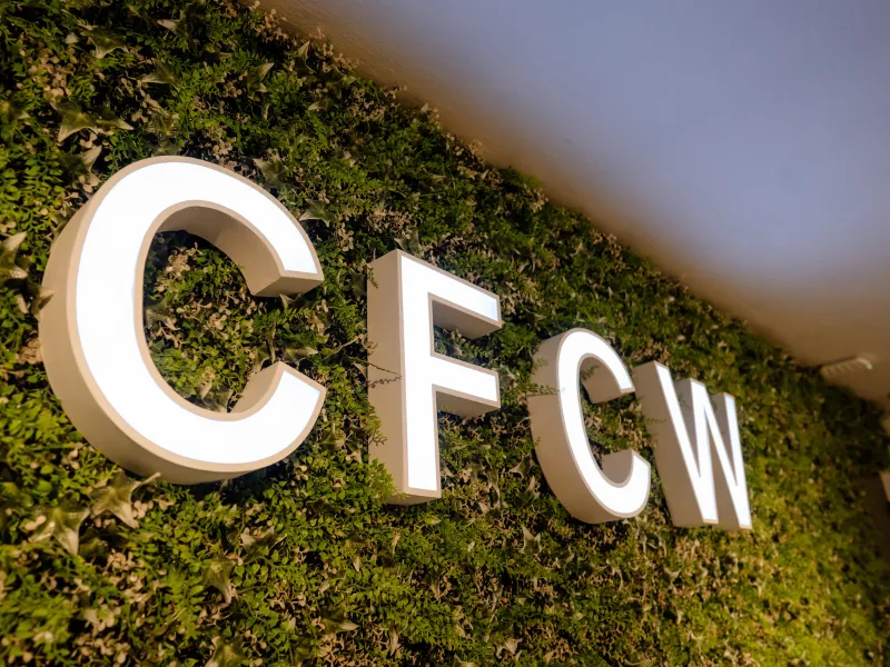 Casa Fader Coworking Oficina privada 32 puestos Salon de eventos 3 11zon