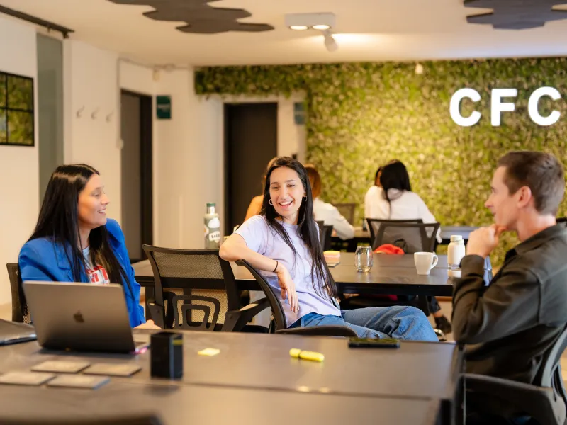 Casa Fader Coworking Oficina privada 32 puestos Salon de eventos 7 11zon