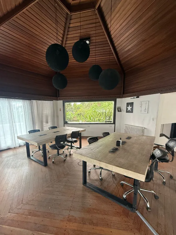 Casa Fader Coworking Puestos individuales en espacios compartidos 7 11zon